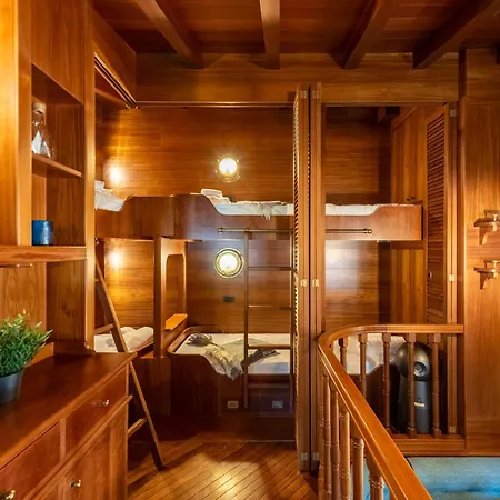 Sea View In Paraggi Apartament *