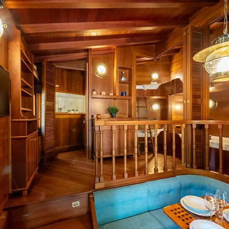 Sea View In Paraggi *