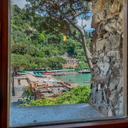 Sea View In Paraggi Apartment